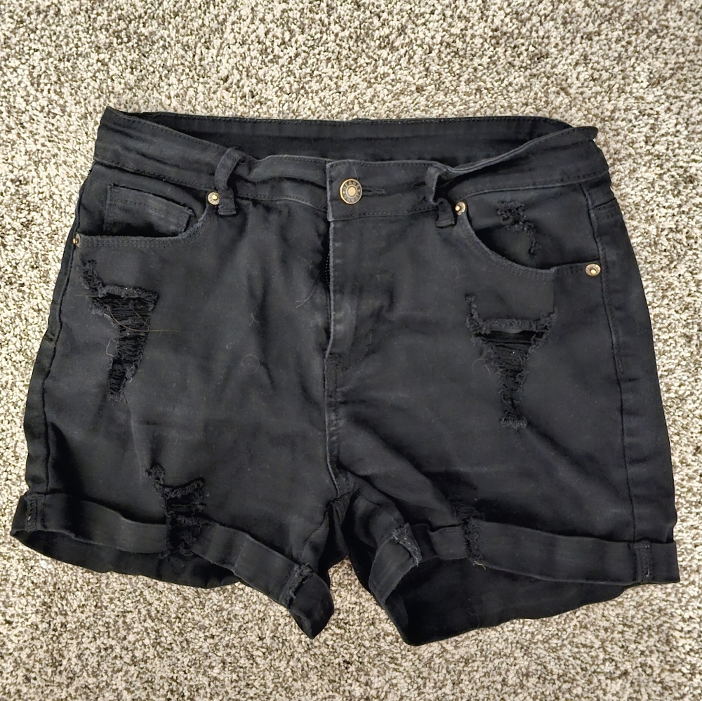 Ripped Jean shorts